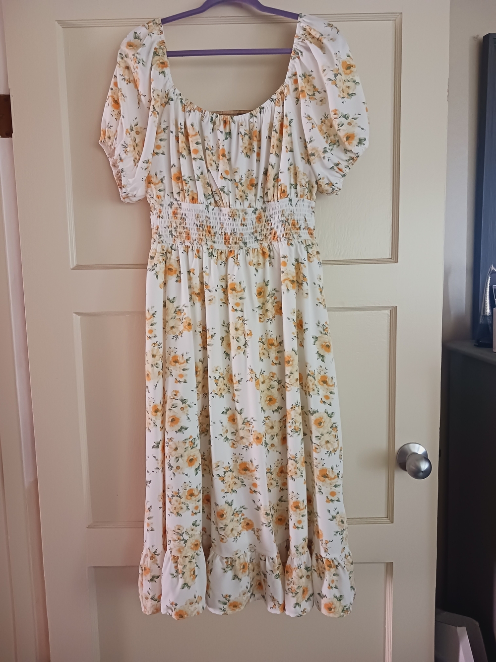White Floral Puff-Sleeve Dress with Yellow Roses